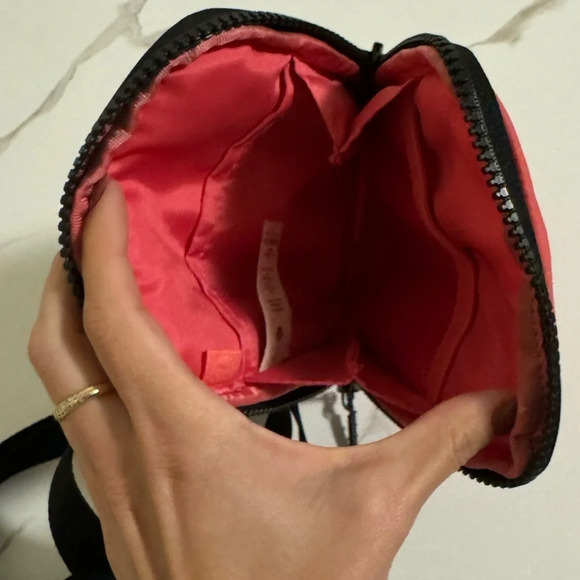 Lululemon Easy Access Crossbody Bag pink - Picture 6 of 6